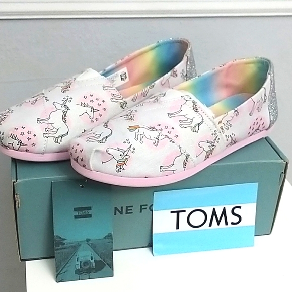 Toms Classic Pastel Shimmer Unicorn Print - Picture 2 of 7